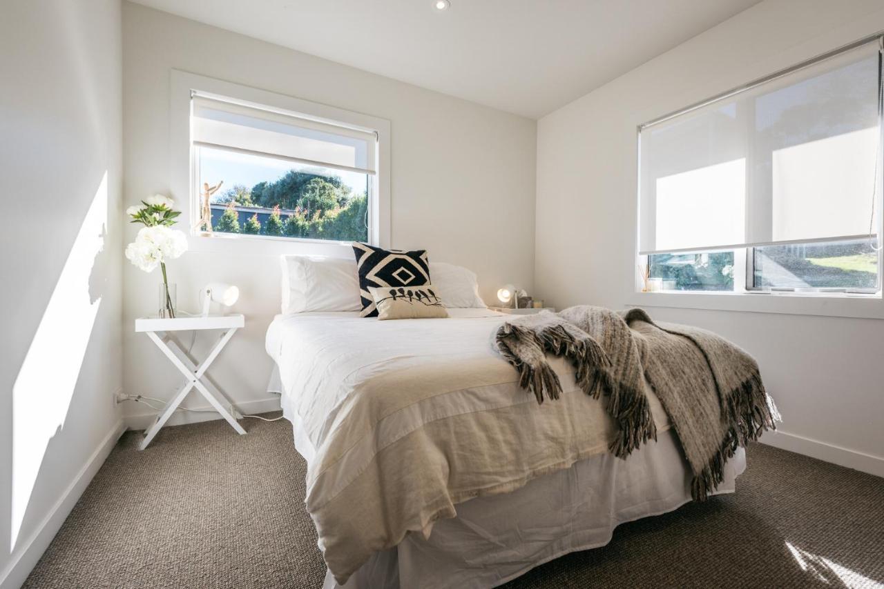 Moa Magic - Oneroa Holiday Home エクステリア 写真